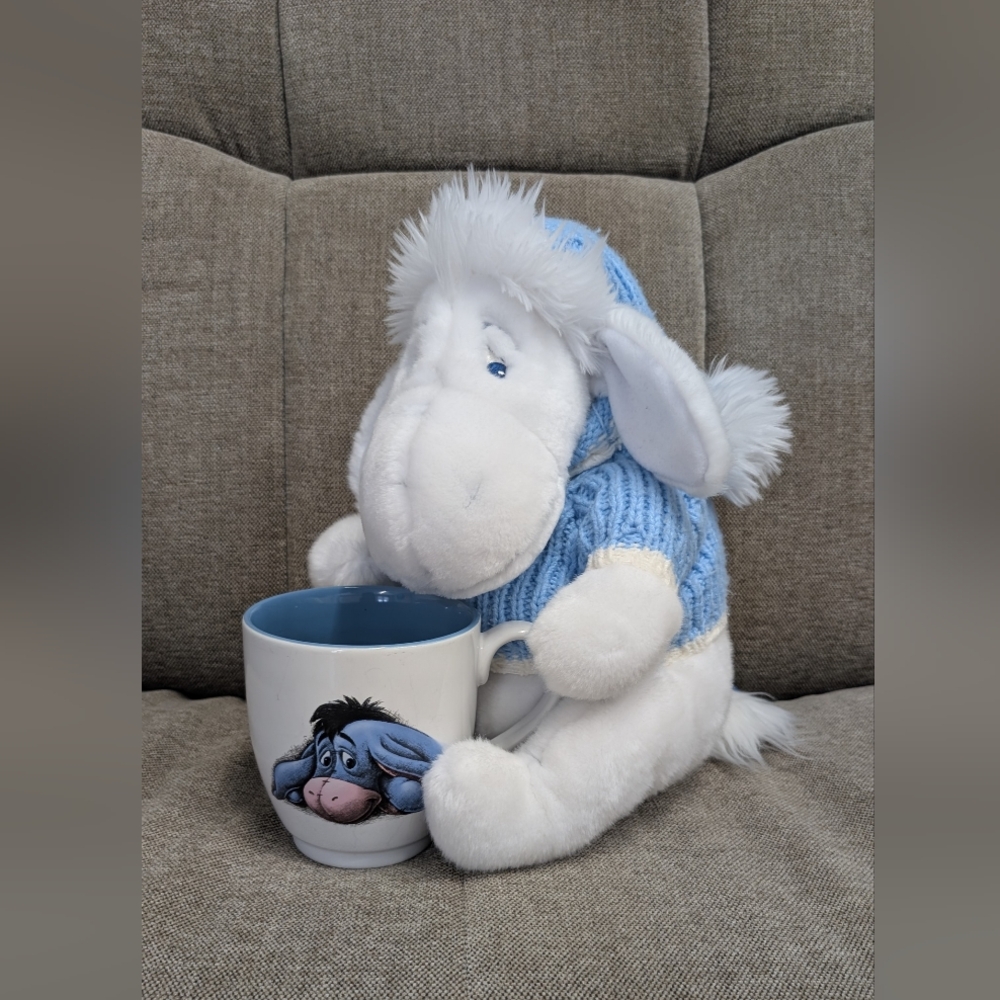 Disney Store Exclusive Winter Eeyore Plush (bonus Mug)